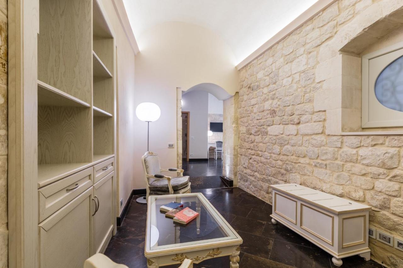 Hotel Palazzo Favacchio - Patanè 3*